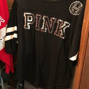 Victoria secret shirt size xtra small color black
